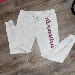Aeropostale Light Gray Joggers with Maroon Logo size small